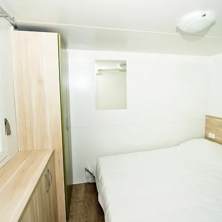 Zaton Mobile Homes 2* Nin