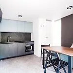 Homes 4*