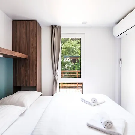 Zaton Mobile Homes 2* 宁