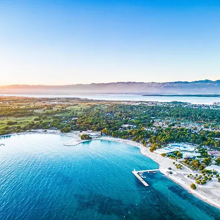 Zaton Homes リゾート ニン