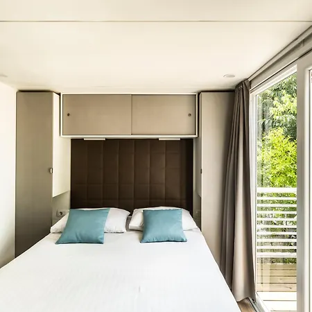 Homes 4*