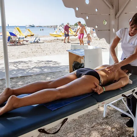 Zaton Homes リゾート ニン