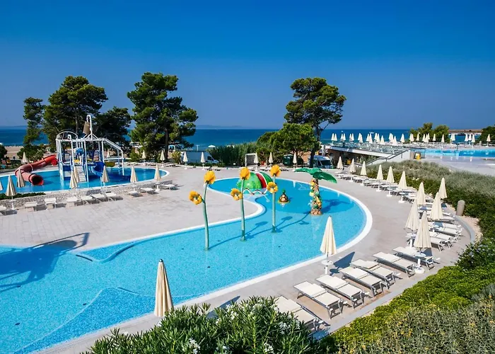 Курортный комплекс Homes Затон