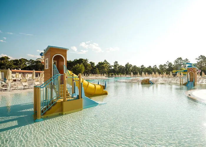 Курортный комплекс Homes Затон